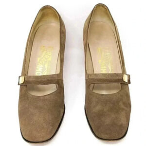 Vintage Salvatore Ferragamo Tan Suede Mary Jane Block Heel Pumps Size 37 Formal